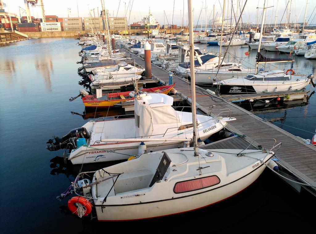 Vrs - Low Cost Beach Boat Otel Leça da Palmeira Dış mekan fotoğraf
